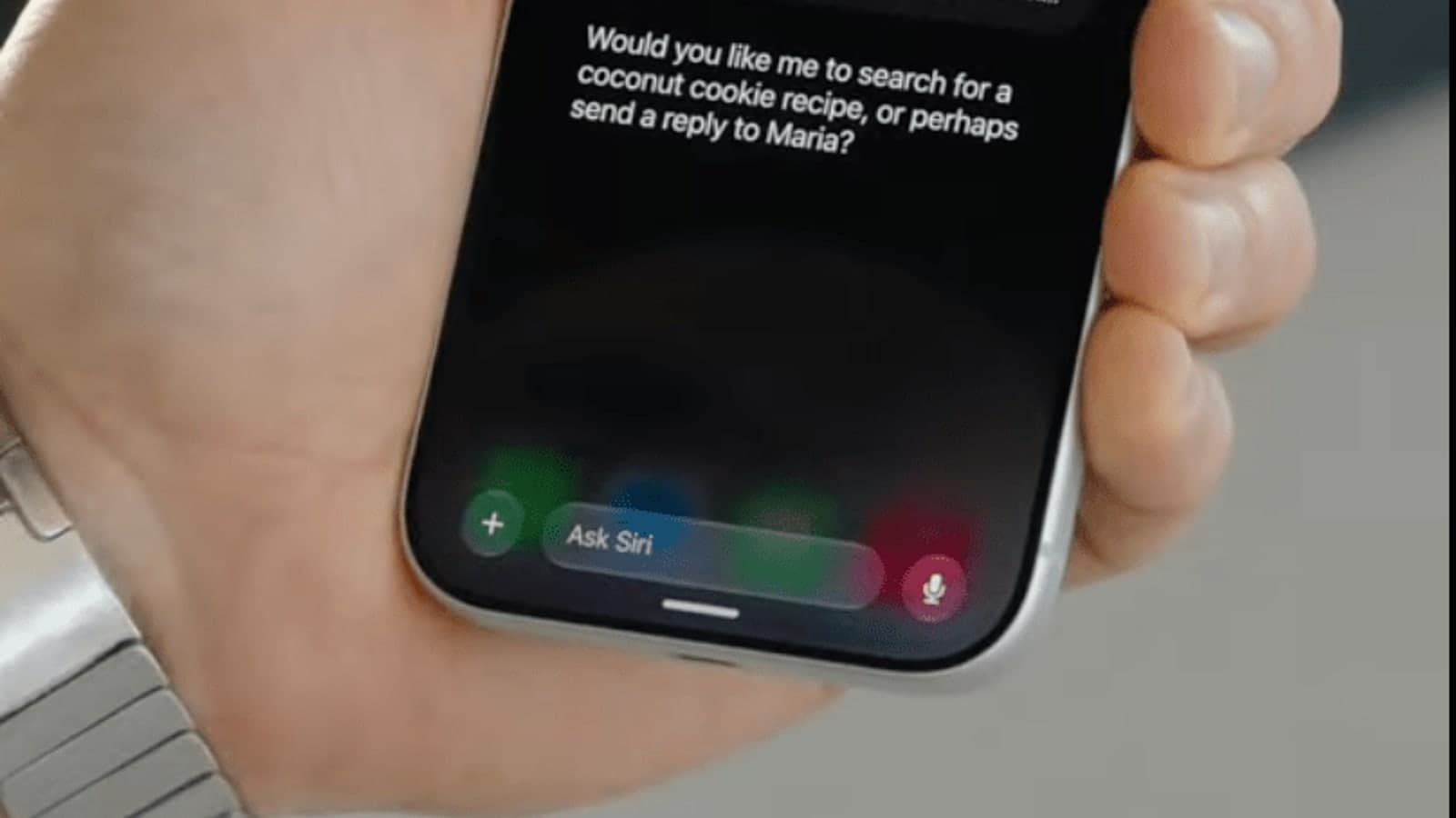 Apple'ın Siri Revizyonu: Teknolojik Gelişim mi, Pazar Gerisinde Kalış mı?