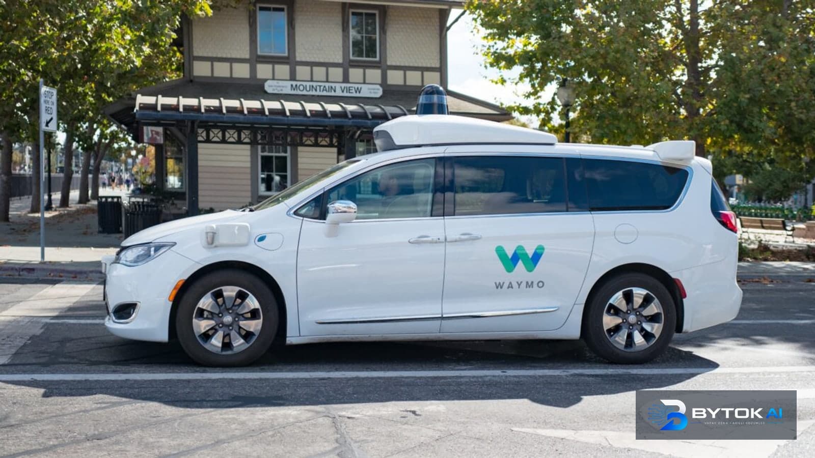 Otonom Araçların Şehirle İmtihanı: Waymo ve Gürültü Tartışması